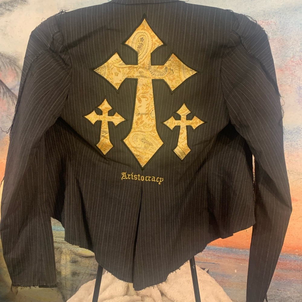 “Aristocracy" pinstripe blazer w/ gold cross design on back ,1 button closure - Picture 9 of 15